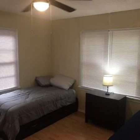 Comfortable 3 Bedroom Close To Base Sleeps 6 Lawton Esterno foto