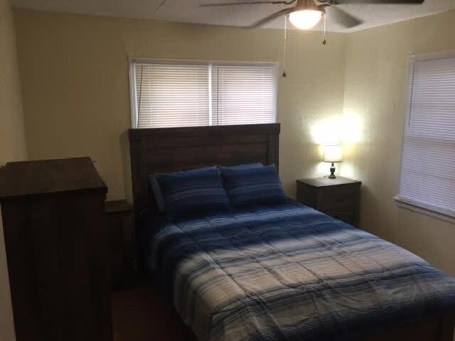 Comfortable 3 Bedroom Close To Base Sleeps 6 Lawton Esterno foto