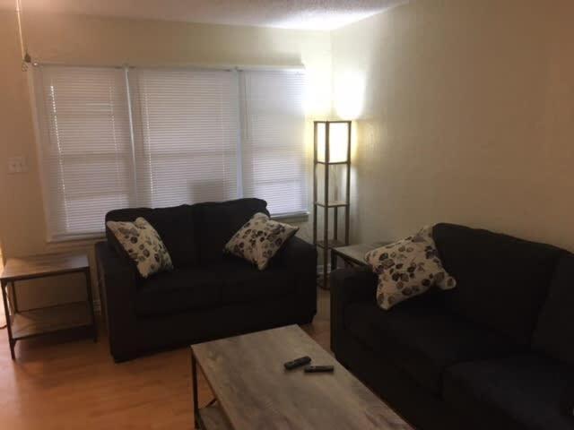 Comfortable 3 Bedroom Close To Base Sleeps 6 Lawton Esterno foto